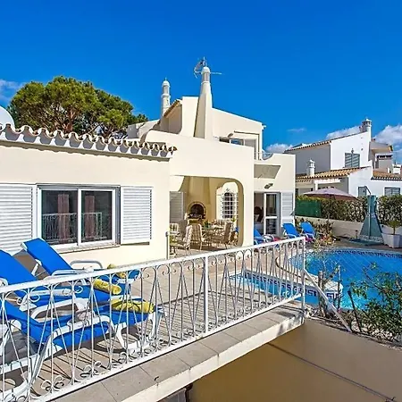 Vila Sleeps 8 With Pool And Air Con *